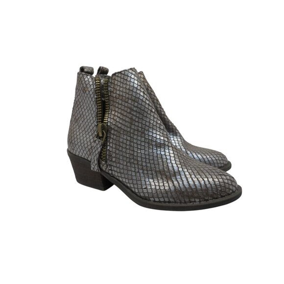 Very G Women's Cassidy Metallic Block-Heel Ankle Booties Bronze Size 7.5M - Picture 1 of 7